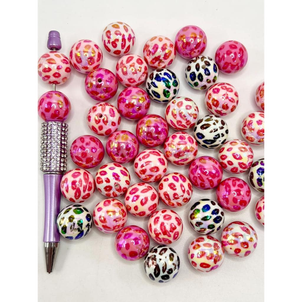100 Fuchsia pink letter beads RANDOM mixed acrylic AB244 - SALE 50% OFF