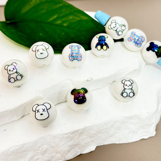 UV Finish Cute Bear Glossy White Round Acrylic Beads, 16MM, Random Mix