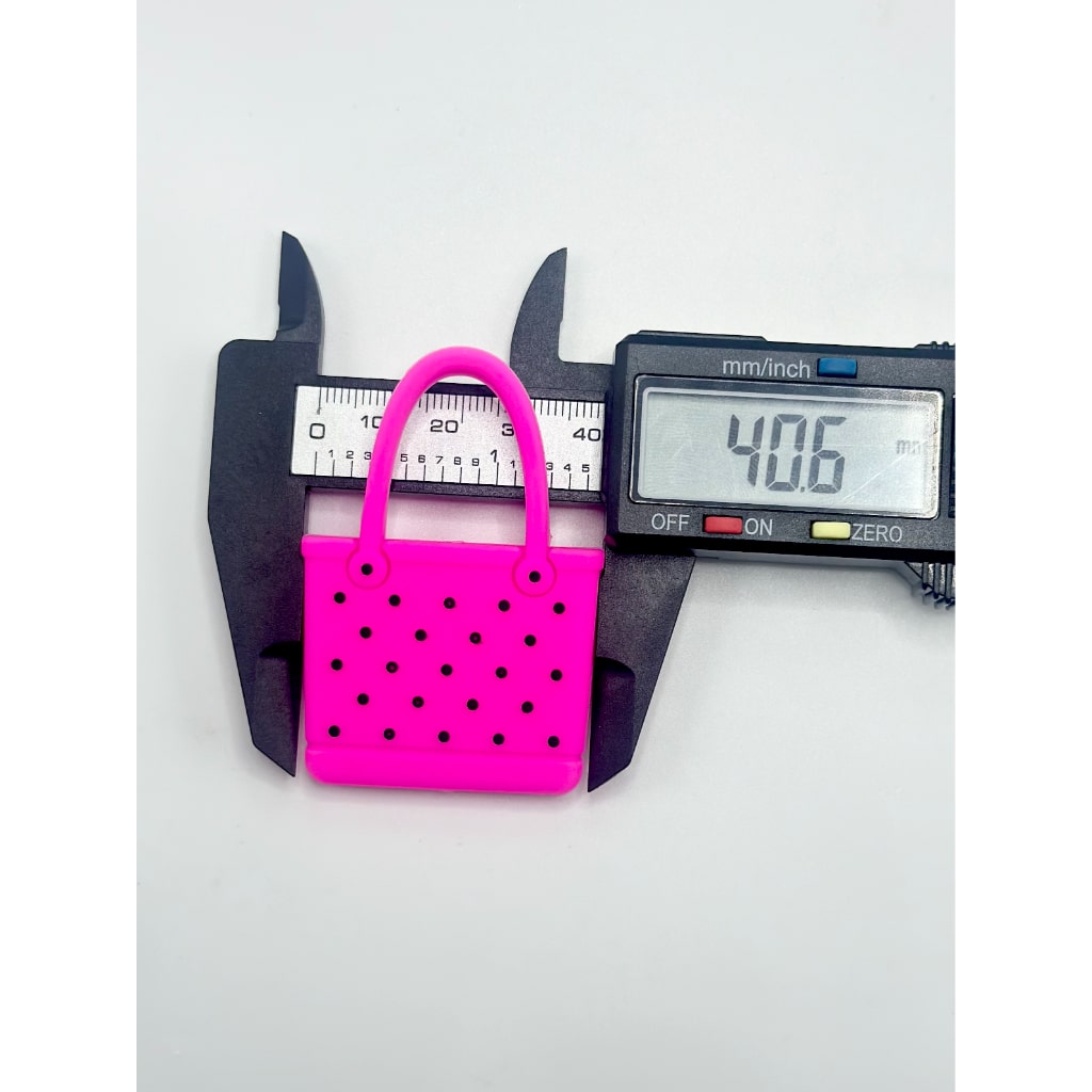 Large Handbag Basket with Small Black Spots Silicone Focal Beads, 406MM