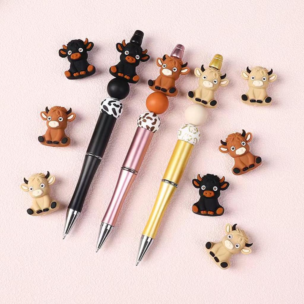 3D Cute Highland Cattle Silicone Focal Beads Random Mix