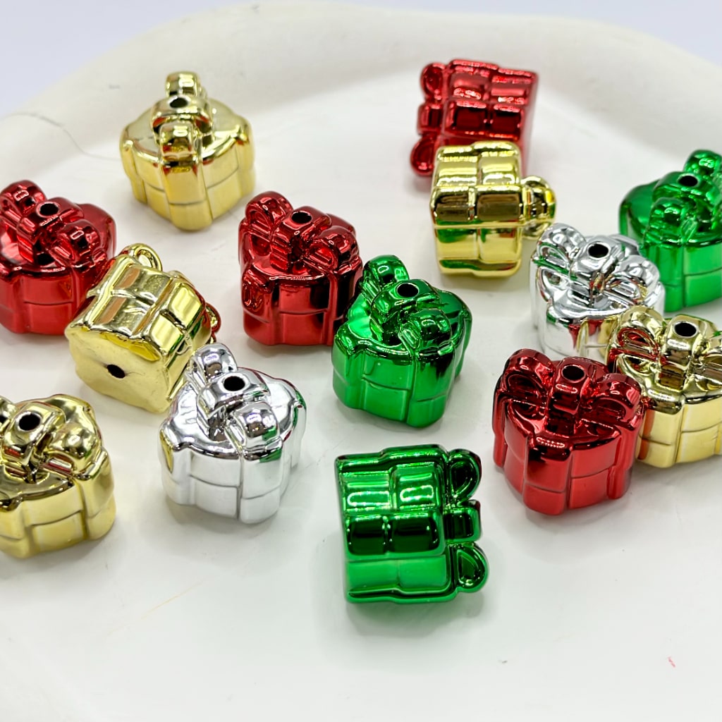 Bling Bling Christmas Gift Box Acrylic Beads, Random Mix, 19*21MM