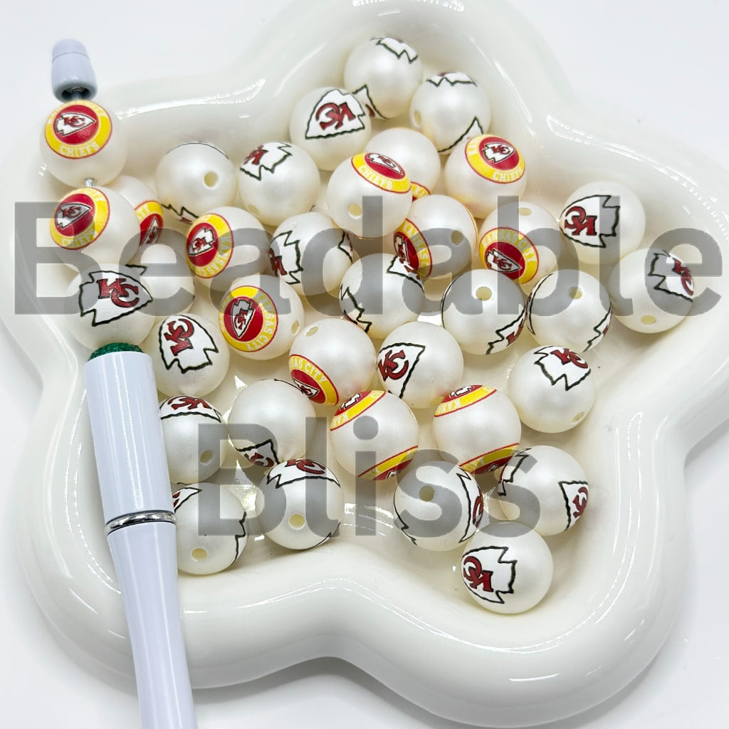 USA American Football Team Sports Frosted Matt White Round Acrylic Beads, 16MM