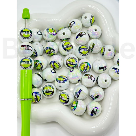 USA American Football Team Seattle Seahaw Sports UV Finish White Round Acrylic Beads, Random Mix, 16MM