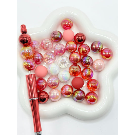 Mix of Red and White Beads in Many Shades, Round Acrylic Beads, 16mm