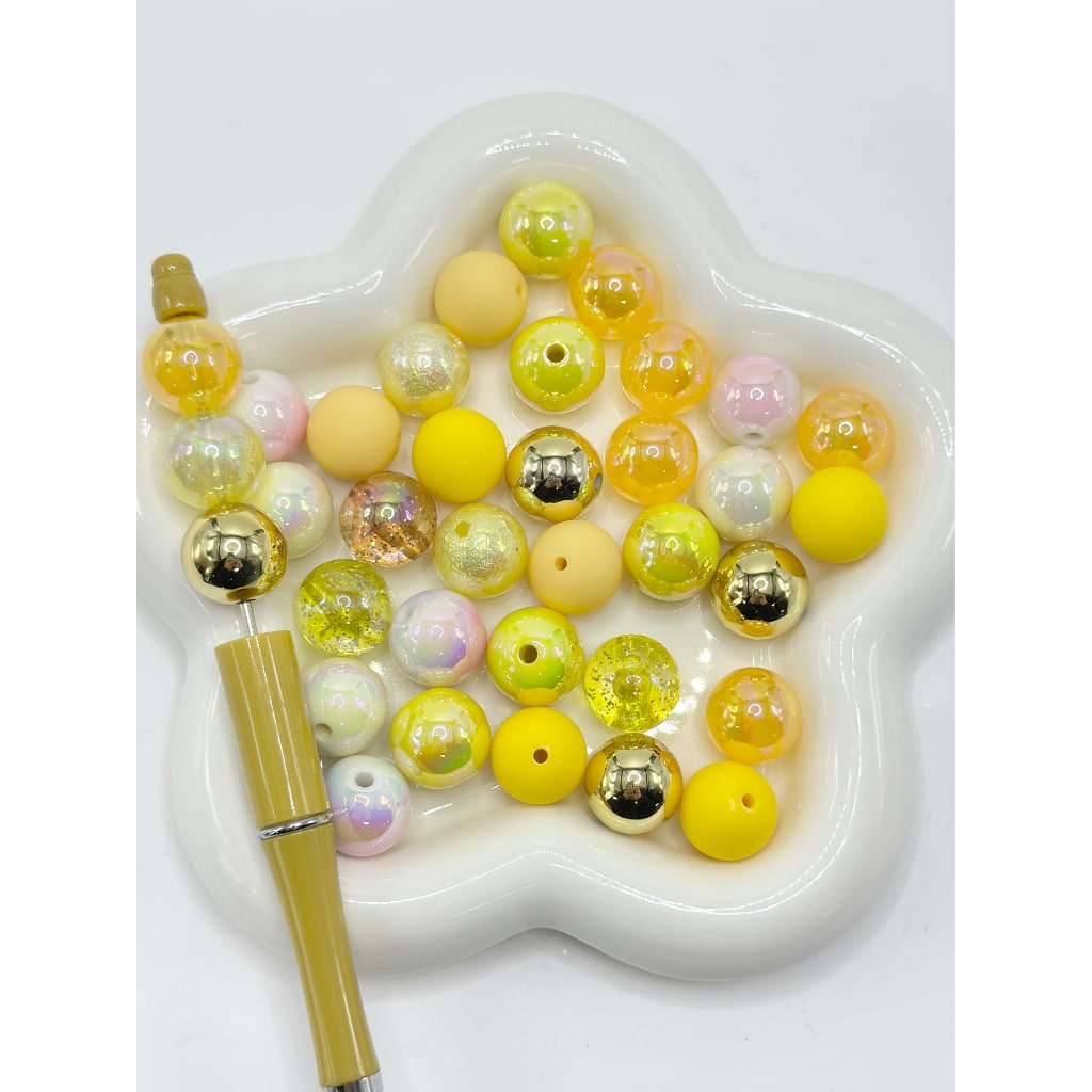 Mix of Yellow Beads in Many Shades of Yellow Color, Acrylic Material, Round Beads, 16mm