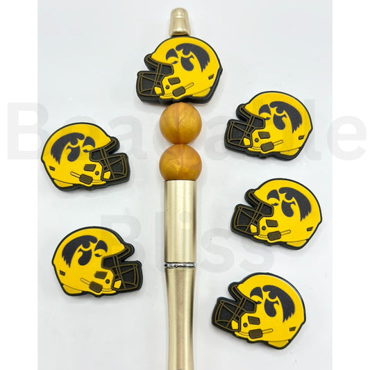 USA America College University Football Teams Iowa Hawkey Helmet Silicone Focal Beads