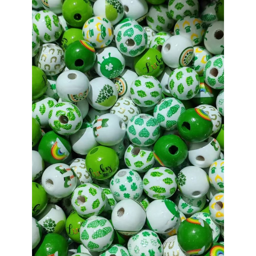 Saint Patrick's Day Series Green Round Wooden Beads, 16MM, Random Mix