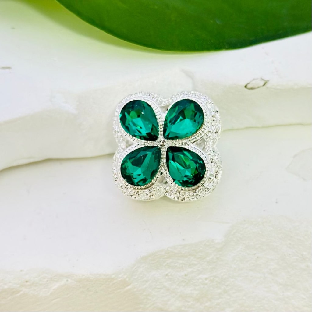 Exquisite Silver Alloy Four-Leaf Clover with Colorful Shiny Rhinestones Beads, Around 19*19MM