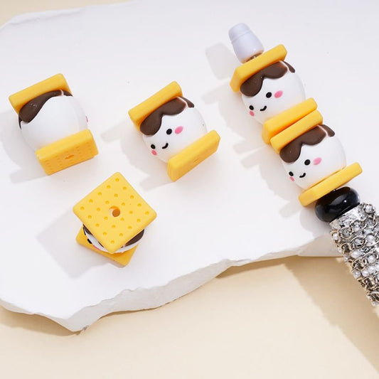 3D Vivid Cute Sandwich Biscuit Silicone Focal Beads