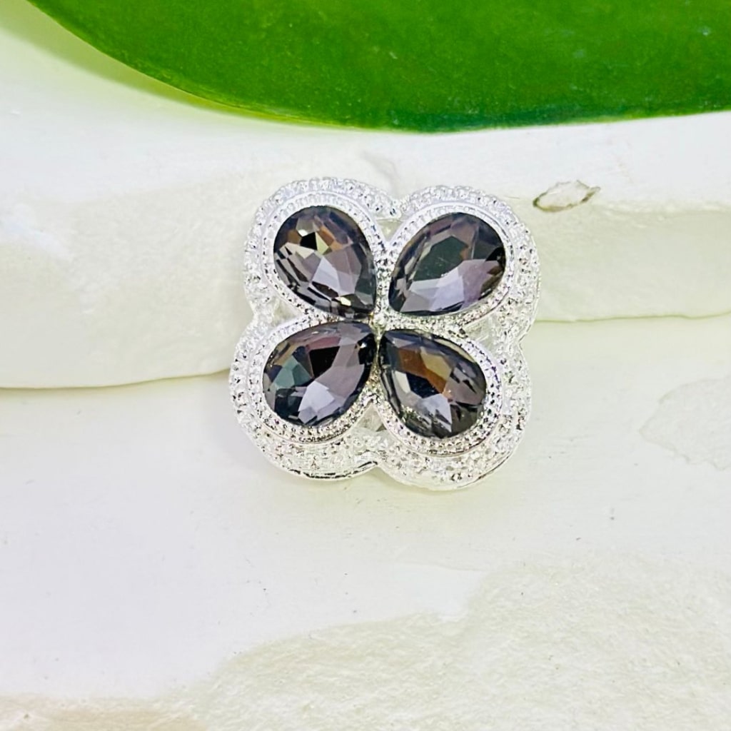 Exquisite Silver Alloy Four-Leaf Clover with Colorful Shiny Rhinestones Beads, Around 19*19MM