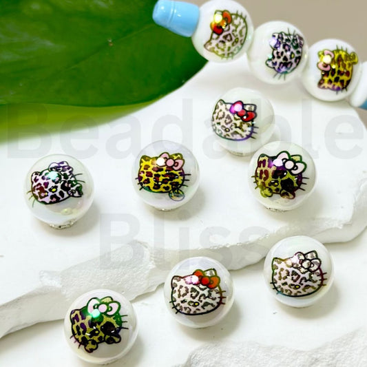 UV Finish Jaguar Prints HK Kitten Head with Bowknot White Round Acrylic Beads, 16MM, Random Mix