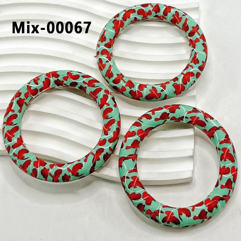 Red Birds Cardinal Teal Silicone Ring Frame Bead Circle Round Soft Car Hanger Charm Loop 65mm