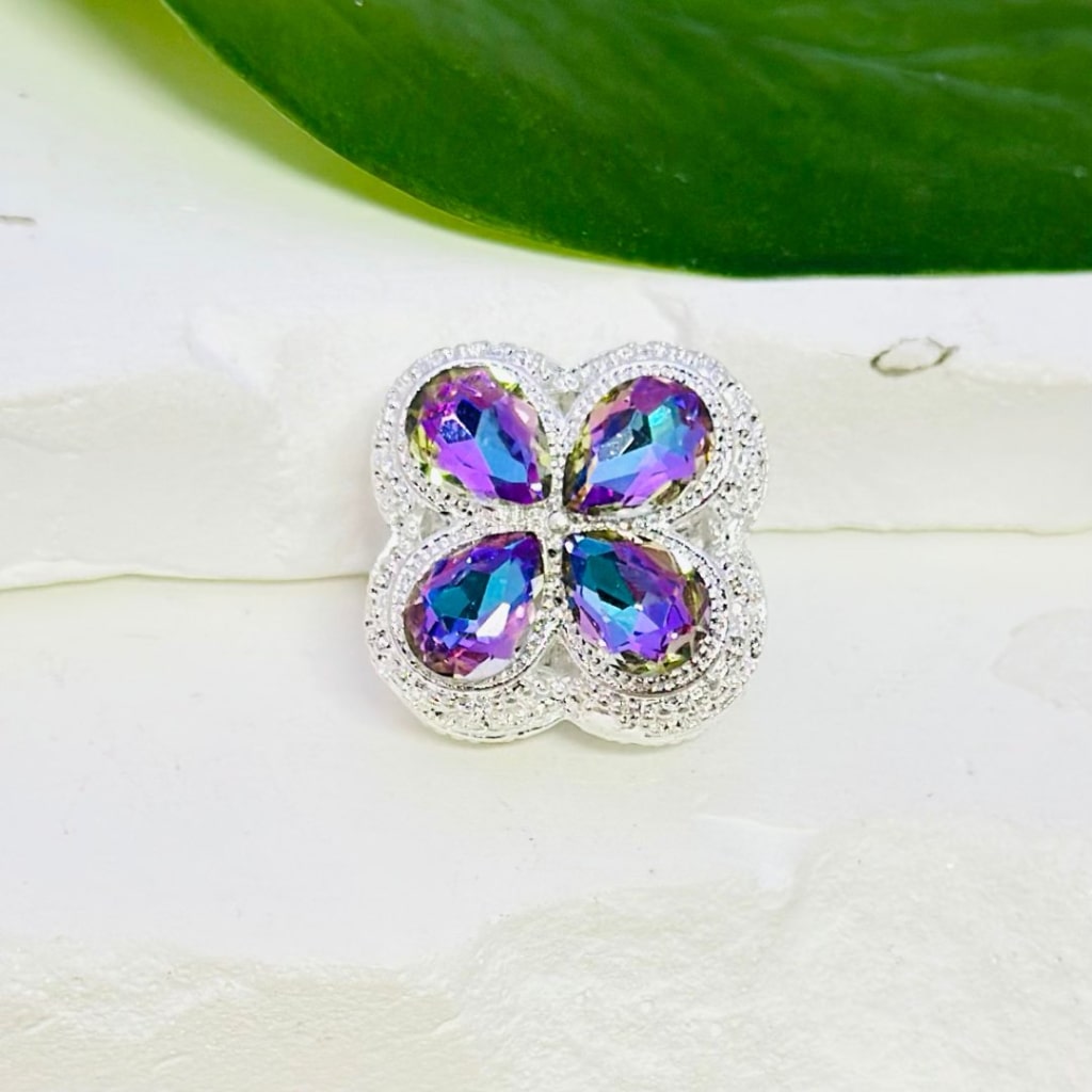 Exquisite Silver Alloy Four-Leaf Clover with Colorful Shiny Rhinestones Beads, Around 19*19MM