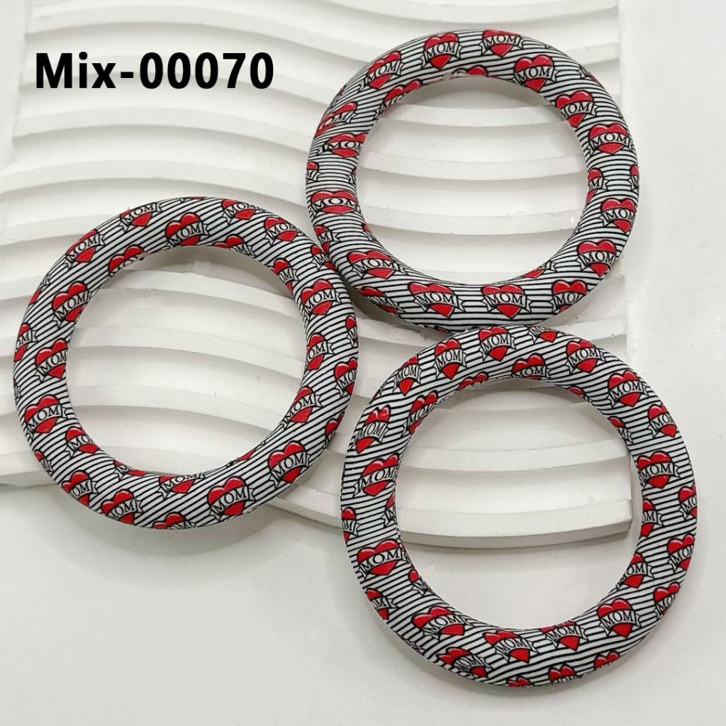 Red Heart Mom Mother's Day Black Lines Silicone Ring Frame Bead Circle Round Soft Car Hanger Charm Loop 65mm