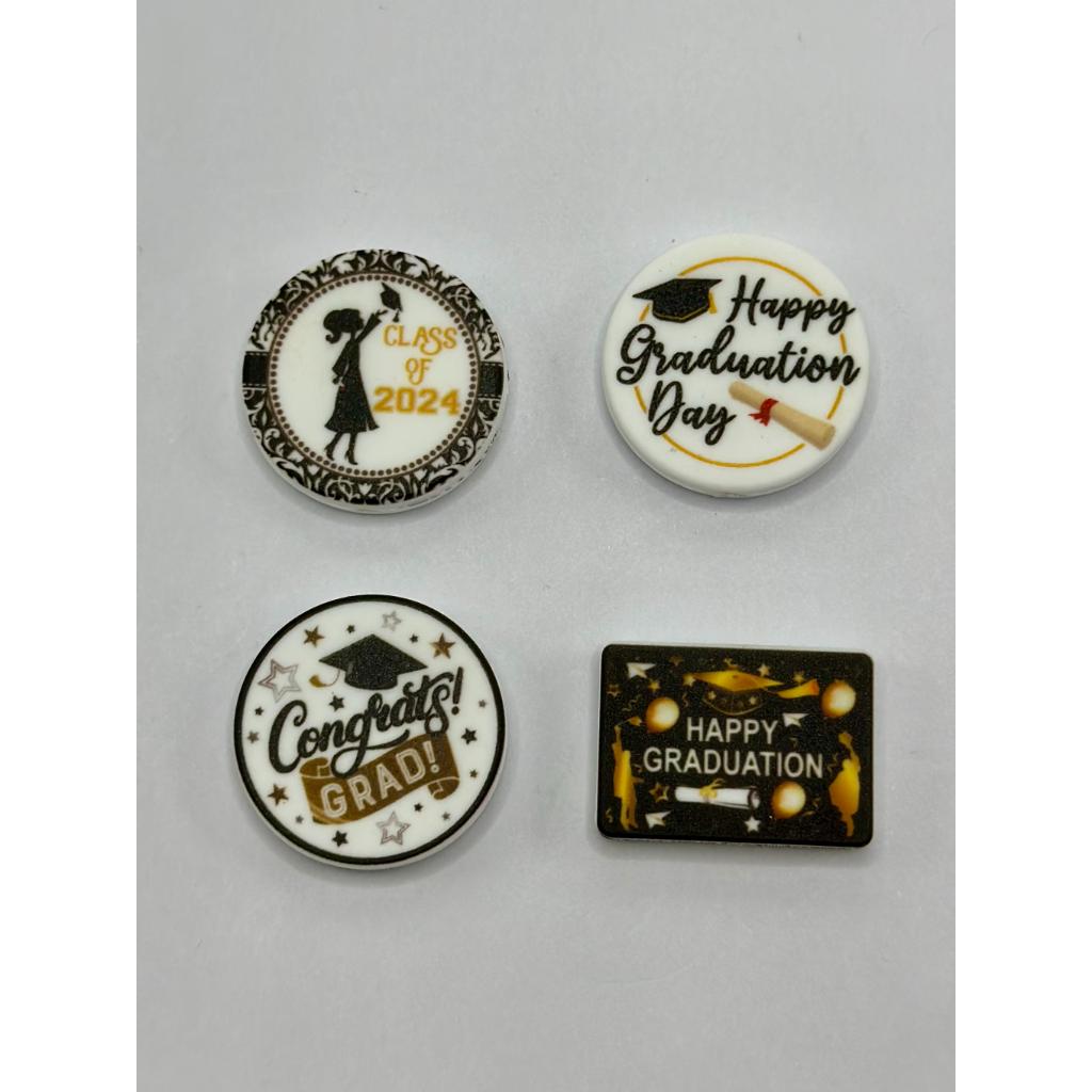 Celebrate Happy Graduation Class 2024 Silicone Focal Beads