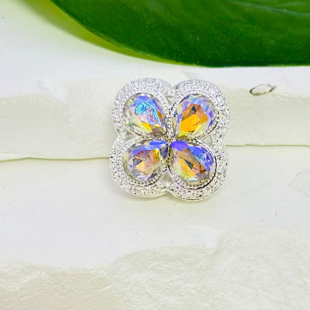 Exquisite Silver Alloy Four-Leaf Clover with Colorful Shiny Rhinestones Beads, Around 19*19MM