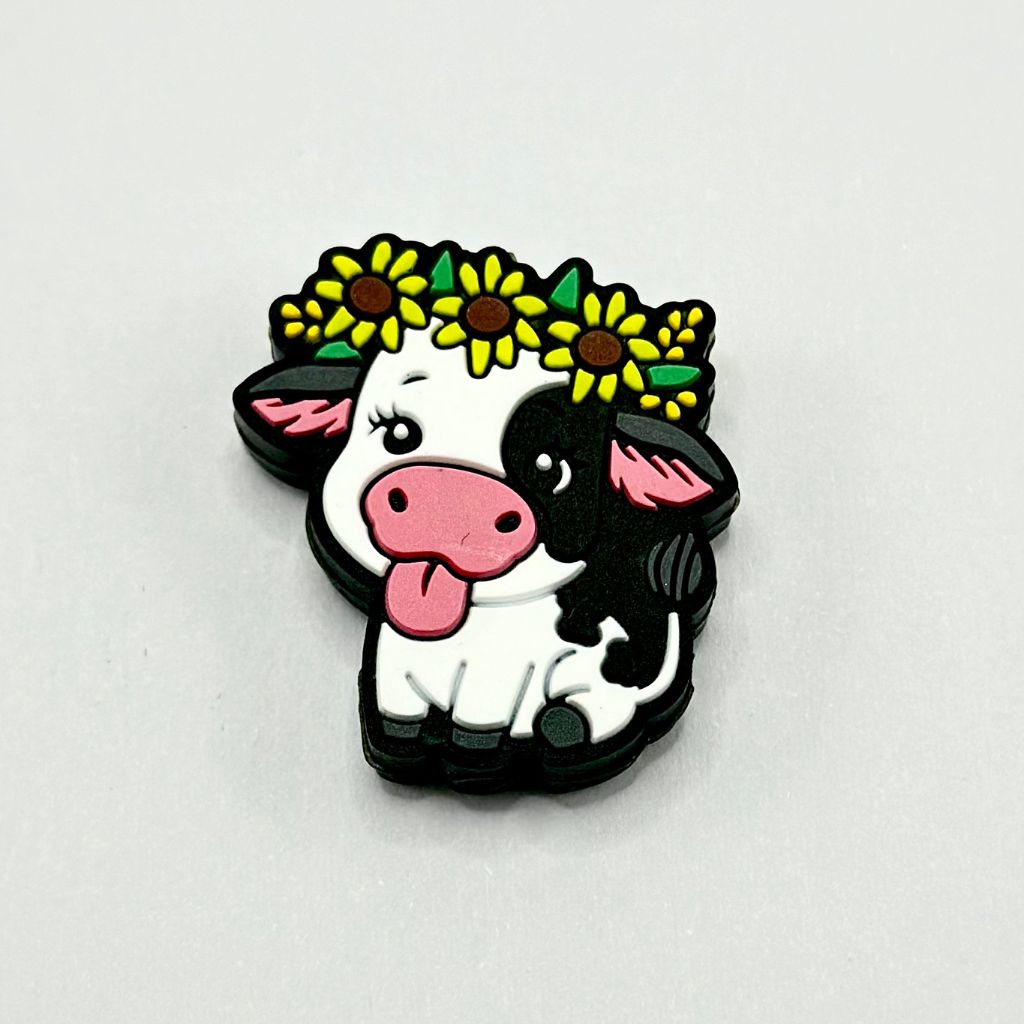 Tongue Out Garland Cute Cow Calf Silicone Focal Beads