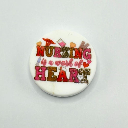 Round Bead with Colorful Text "Nursing is a Work of Heart" Nurse Cap Silicone Focal Beads