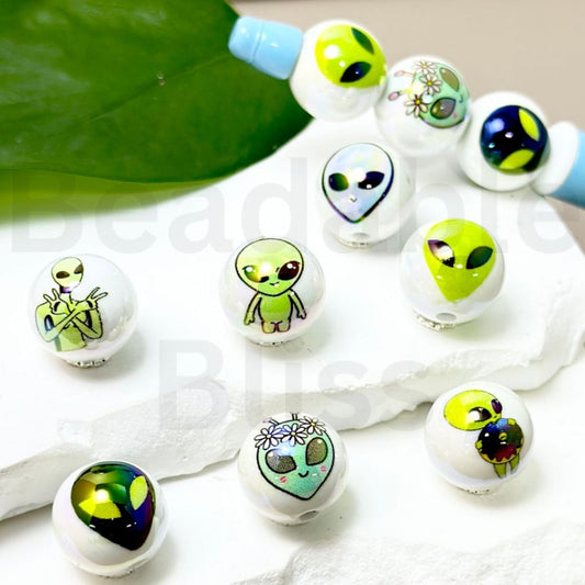 UV Finish Green Aliens White Round Acrylic Beads, 16MM, Random Mix