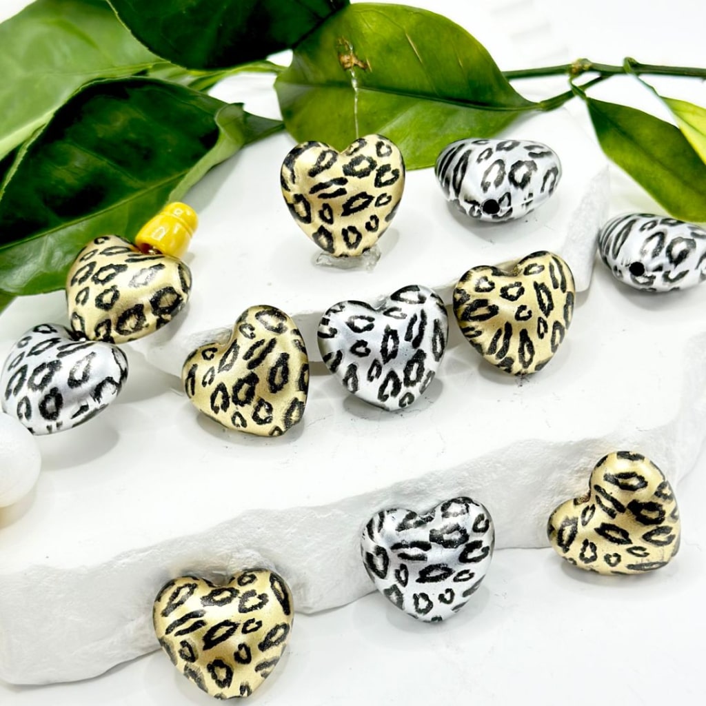 Gold Silver Metallic Matte Color Heart Acrylic Beads with Jaguar Prints, 19*21MM