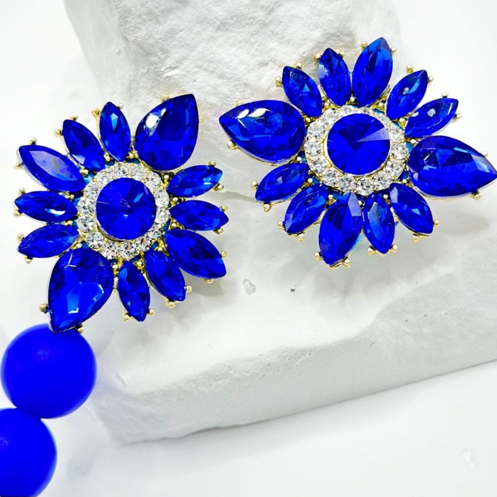 Bling Bling Alloy Sunflower Brooch with Blue & Clear Rhinestones White Pearls Butterfly Heart Rectangle Diamonds Clay Beads, Around 44*38MM