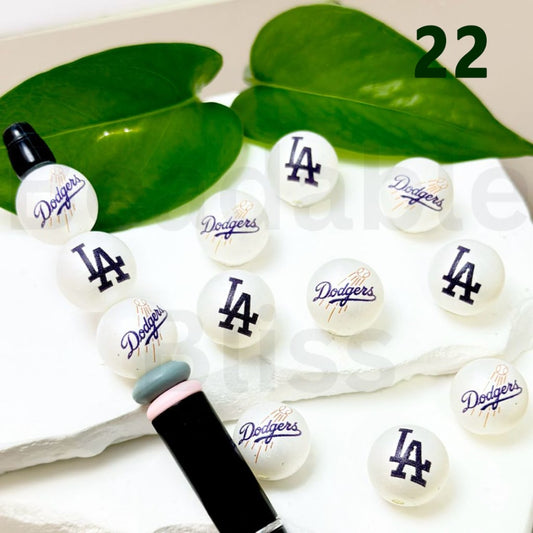 USA America Baseball Team Los Angeles Dodge Sports Frosted Matt White Round Acrylic Beads, 16MM, Random Mix