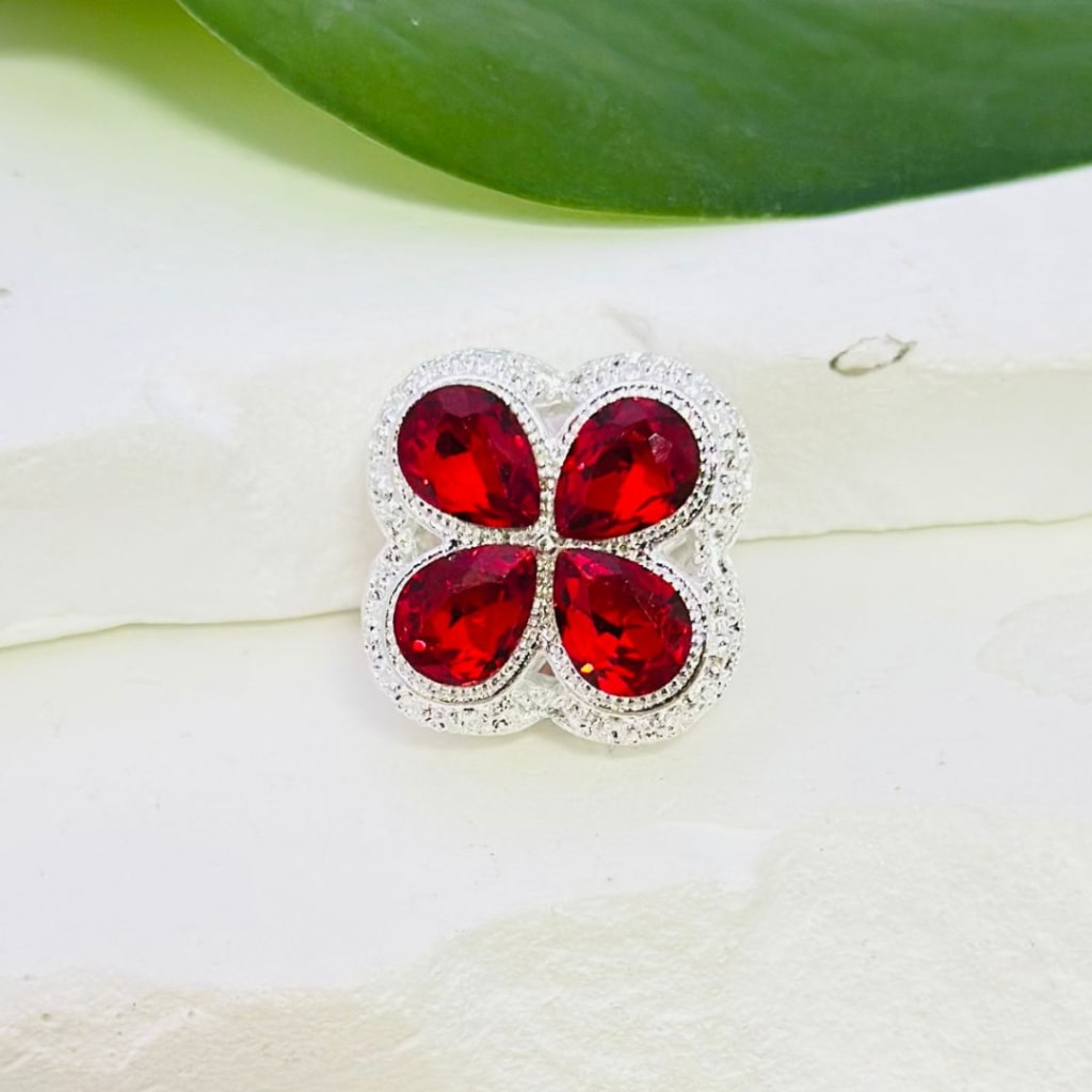 Exquisite Silver Alloy Four-Leaf Clover with Colorful Shiny Rhinestones Beads, Around 19*19MM