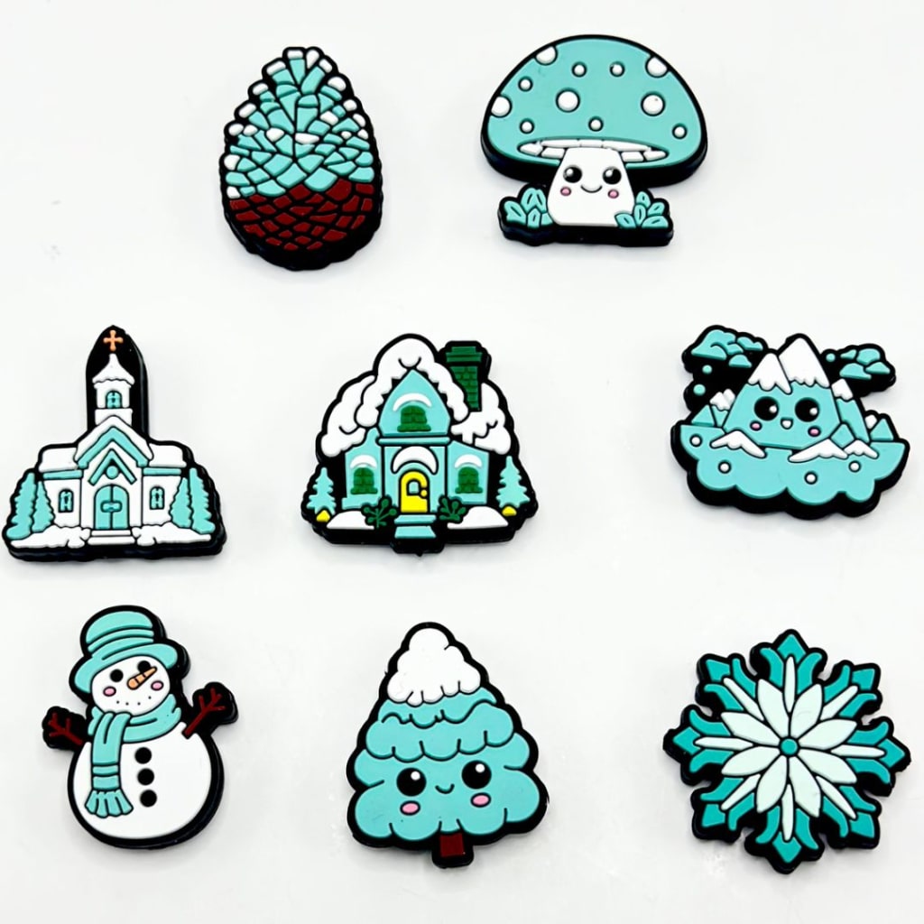 Winter Series Pine Cone Mushroom Church House Iceberg Mountain Snowman Pine Tree Snowflakes Silicone Focal Beads