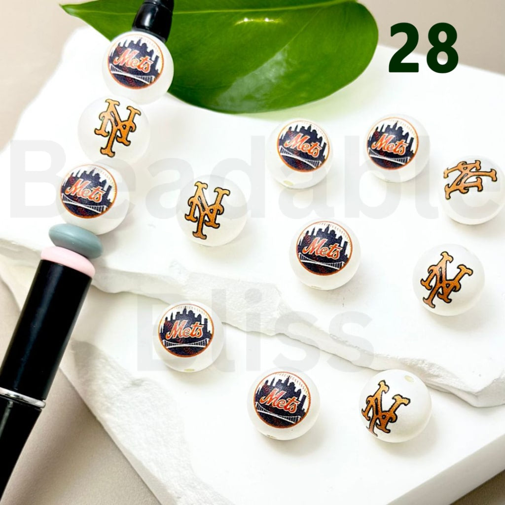 USA America Baseball Team New York Me Sports Frosted Matt White Round Acrylic Beads, 16MM, Random Mix