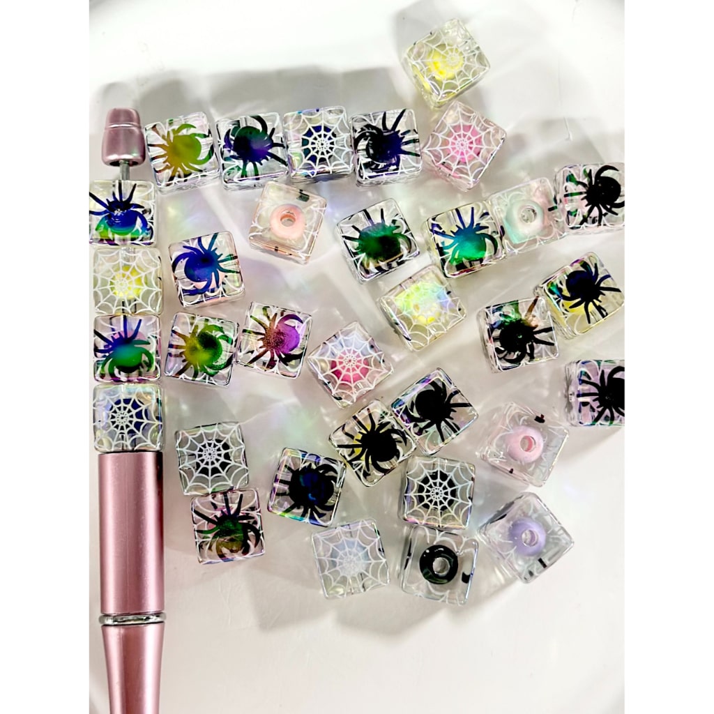 UV Coating Spider Clear Cube Acrylic Beads Small Round Bead Inside, Random Mix, 12MM