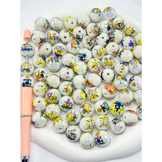 White UV Coating Acrylic Beads with Halloween Ghost Face Pumpkin Prints, Random Mix, 16MM