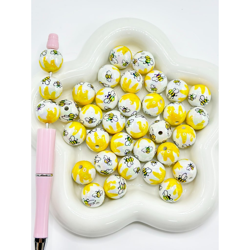 Vivid UV Finish Cute Bees White Round Acrylic Beads, 16MM