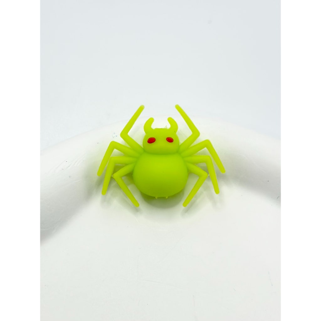 3D Green Spider with Red Eyes Silicone Focal Beads